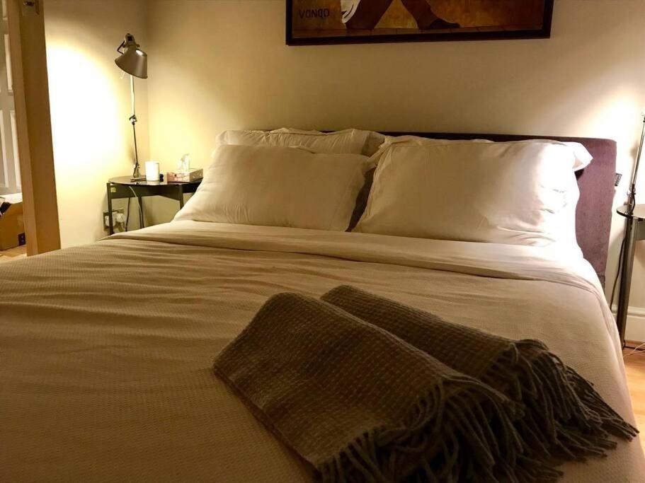 런던 Stunning 2 Bed/2Bath Flat In Heart Of Kensington 아파트 외부 사진