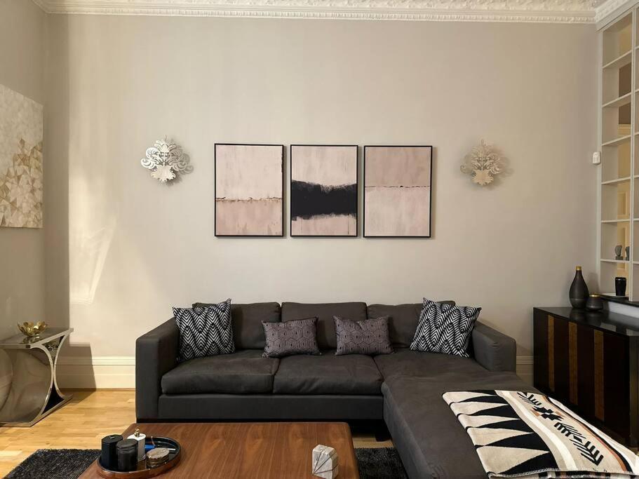 런던 Stunning 2 Bed/2Bath Flat In Heart Of Kensington 아파트 외부 사진